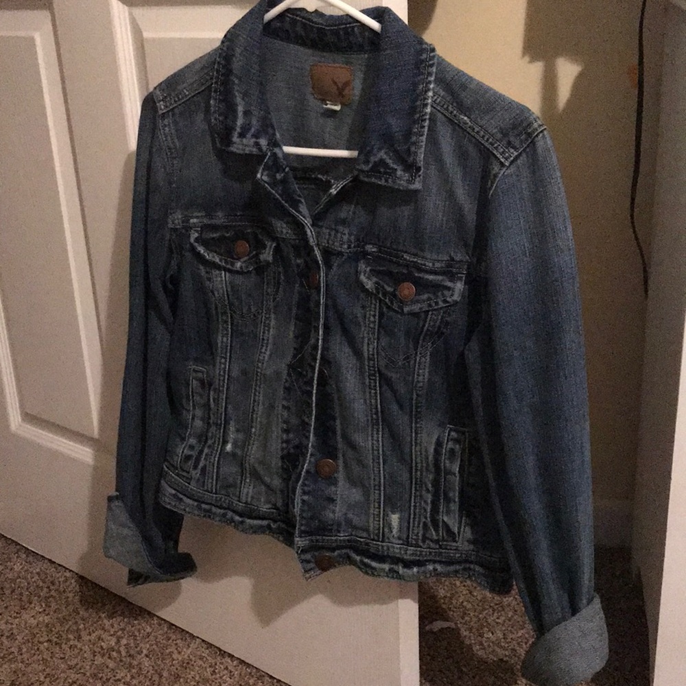 American Eagle Jean Jacket. Size Large